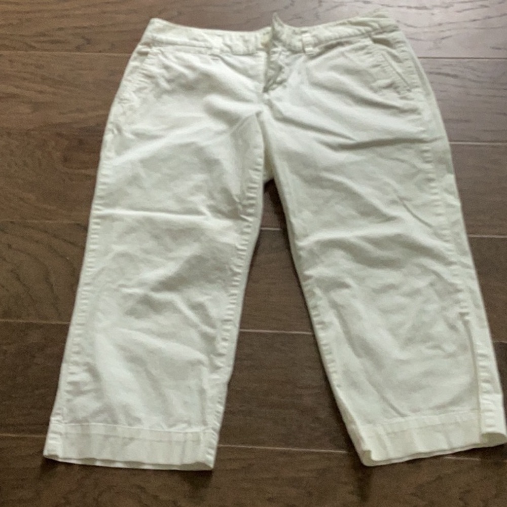 Capri pants size 4